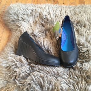 Crocs black leather A-Leigh Wedge